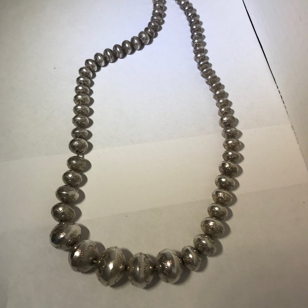Native American Sterling Silver Navajo  Stamped Bead Necklace 325 gr